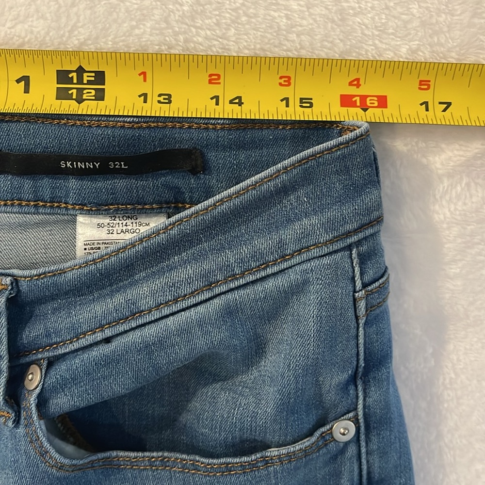 Banana Republic Light Wash Skinny Jeans Size 32L - Picture 8 of 10